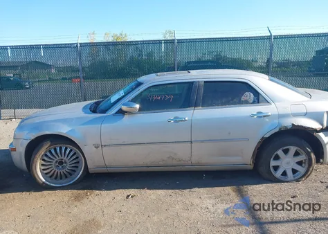 2007 Chrysler 300C из США, поврежденный, VIN 2C3KK63H27H758973